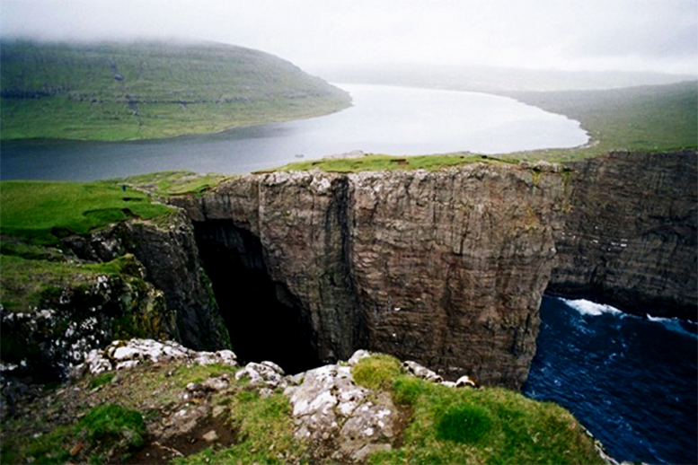 Lago Sorvagsvatten
