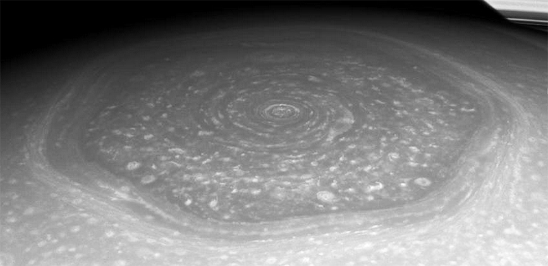 hexágono de Saturno